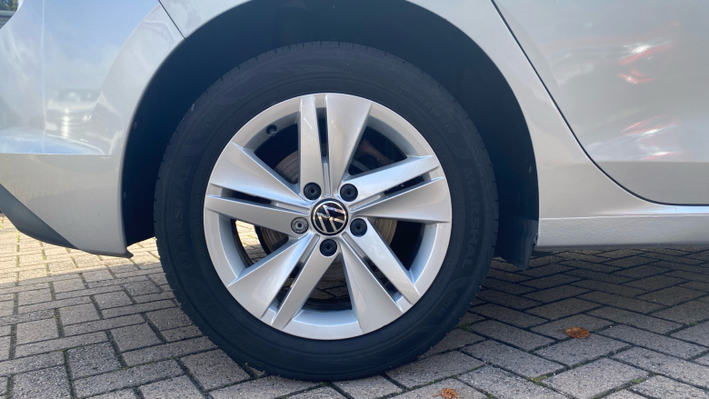 Volkswagen Golf 1.0 TSI Life 5dr Petrol Hatchback